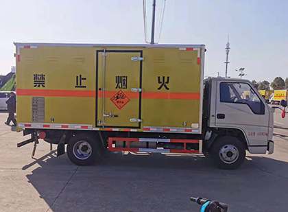 丹江口爆破器材运输车